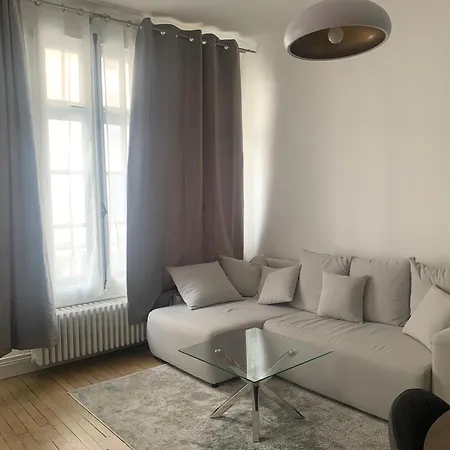 Two-bed - Saint-lazare Париж