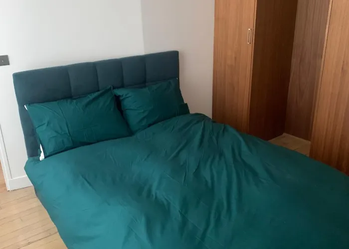 Two-bed - Saint-lazare *